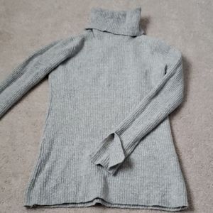 Banana Republic Gray Wool Sweater